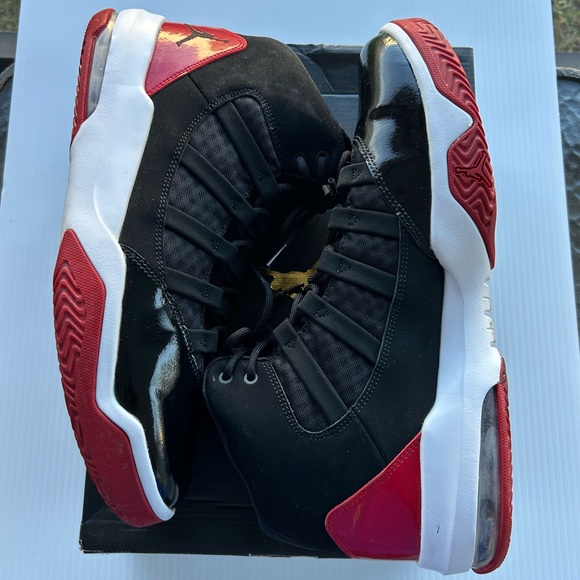 Men’s Jordan Max Aura Basketball Shoes Size 11.5 With Box - Picture 2 of 9